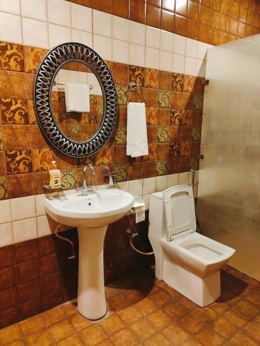 Summit House Dharamshala Villa Ngoại thất bức ảnh